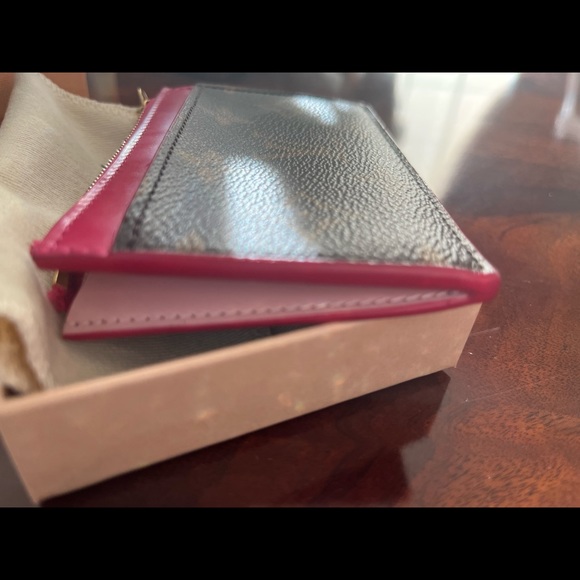 Louis Vuitton Flower Bloom Card Holder - Picture 8 of 9